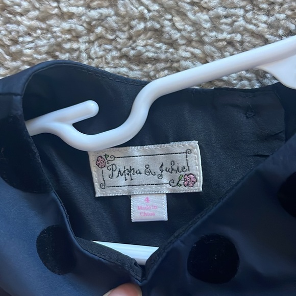 4T holiday dresses 🎄 - Picture 3 of 9